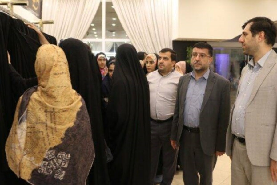 تصویر معاون سیاسی فرمانداری شیراز از برپایی دائمی پاتوق های عفاف و حجاب خبر داد