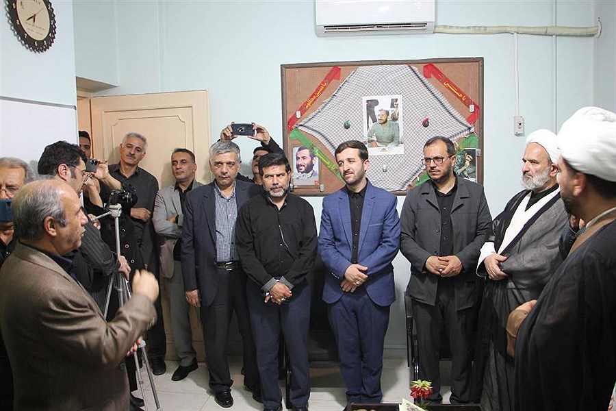 تصویر افتتاح اولین دفتر کانون بسیج فرهنگیان پیشکسوت کشور در شیراز