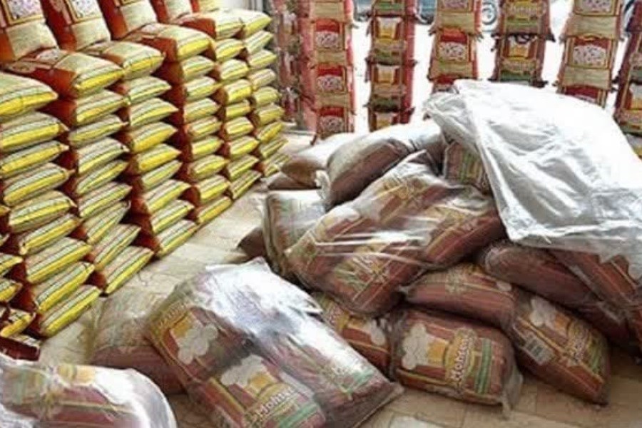 تصویر تامین و توزیع 143 تن برنج و شکر تنظیم بازار در شهرستان مرودشت
