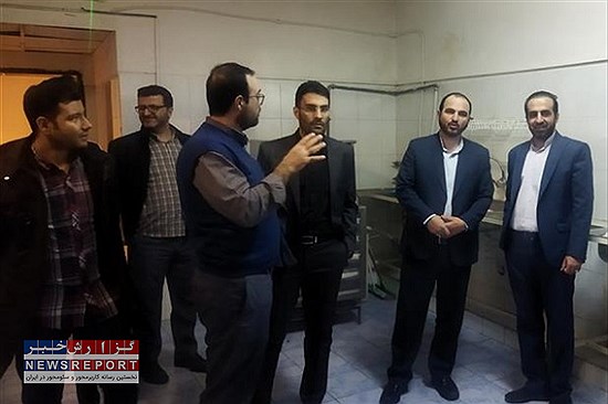 تصویر  مدیر کل امور دانشجویی وزارت بهداشت از امکانات رفاهی دانشجویان دانشگاه علوم پزشکی شیراز بازدید کرد