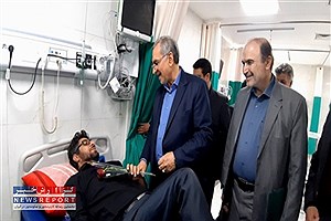 وزیر بهداشت از دو مرکز و پروژه درمانی شهرستان آران و بیدگل بازدید کرد