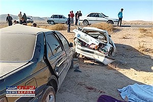 6 مصدوم و فوتی با برخورد دو خودرو پژو در جاده فسا_داراب