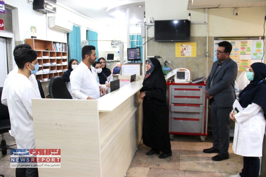 تصویر مدیر پرستاری دانشگاه علوم پزشکی شیراز با پرستاران بیمارستان حضرت علی اصغر (ع) دیدار کرد