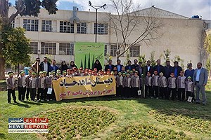 کاشت 288 نهال توسط دانش‌آموزان ناحیه سه شیراز به یاد دانش‌آموز شهید آرشام سرایداران و شهدای حرم شاهچراغ (ع)