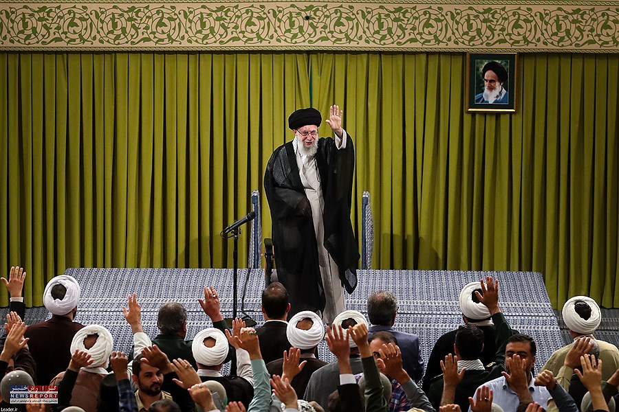 تصویر رهبر انقلاب: علاقه‌مندی به «ایران قوی» با شرکت در انتخابات