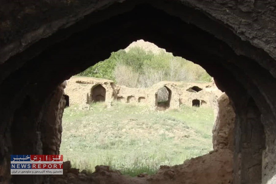 تصویر صدور سند مالکیت کاروانسرای دوکوهک در شیراز به نام میراث فرهنگی فارس