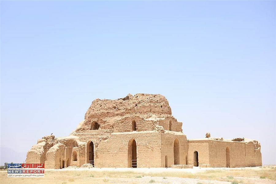 مسیر بازدید گردشگران بر فرار کاخ ساسانی سروستان مهیا می شود