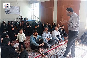 برگزاری کلاس آموزشی پرورش مرغ بومی در نی‌ریز
