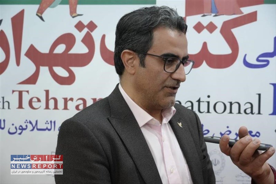 تصویر نقش «پست» در گسترش عادلانه فرهنگ و دانش