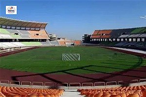 چمن ورزشگاه پارس را ترمیم نه، تعویض کنید