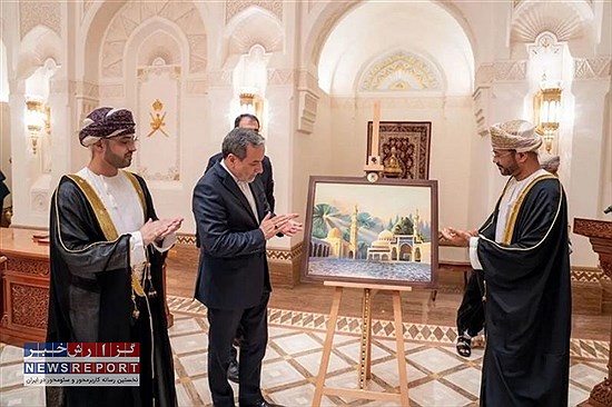 تمبر یادبود مشترک بین جمهوری اسلامی ایران و عمان رونمایی شد