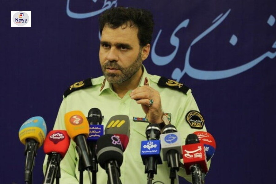 تصویر حفظ کرامات انسانی و رعایت حق و حقوق اتباع در حین خروج از ایران