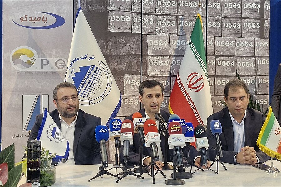 تصویر چادرملو در مسیر رشد: ۶۱ درصد افزایش درآمد و ۳۰ درصد رشد سودآوری