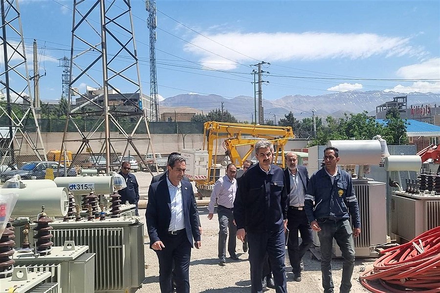 بازدید سرپرست شرکت توزیع نیروی برق استان تهران از مناطق برق این استان