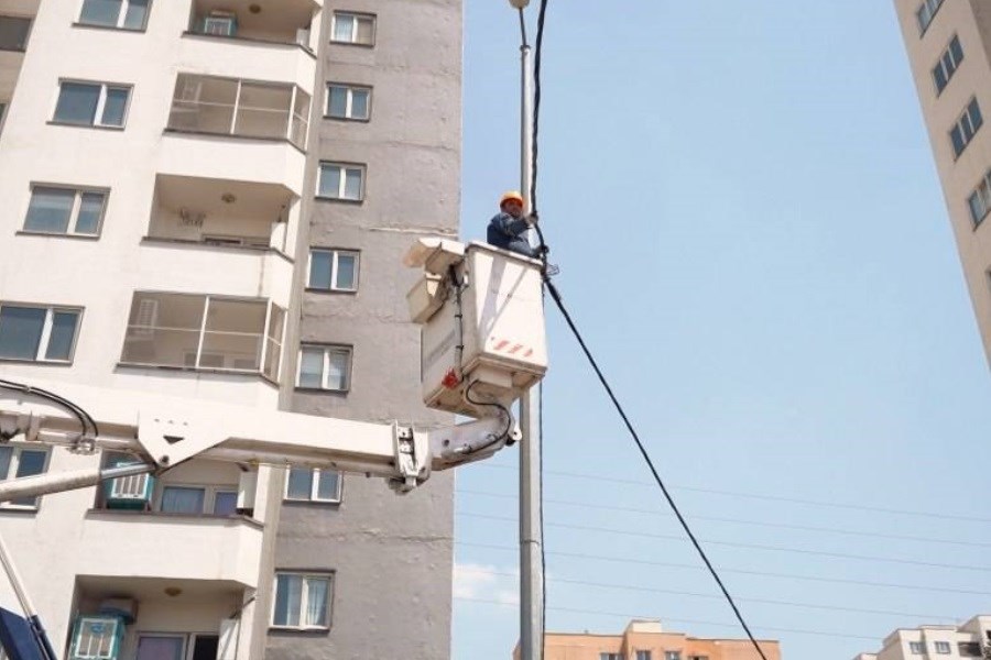 برق‌رسانی به موکب‌ها و اصلاح روشنایی اماکن پردیس برای میزبانی از زائران مراسم تشییع پیکر رهبر شهید انقلاب اسلامی