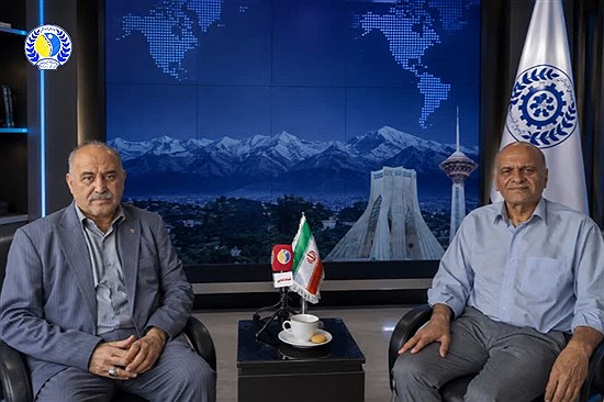 نشست مشترک و صمیمانه رئیس بنیاد با مدیرعامل اتحادیه تعاونی‌های توسعه روستایی و منابع طبیعی استان البرز