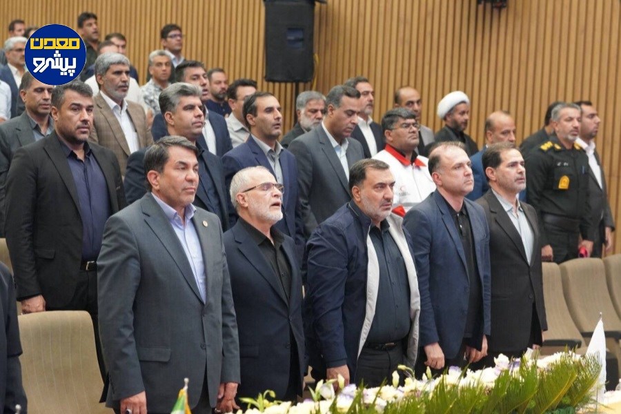 تصویر همایش «صنعت و خدمت» برای تجلیل از خادمان موکب‌های شرکت مس برگزار شد