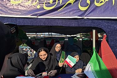 تصویر برپایی موکب بنیاد آبشار عاطفه‌ها در مهمانی کیلومتری غدیر + غرفه ویژه کودک در شعب استان تهران