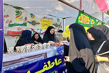 تصویر برپایی موکب بنیاد آبشار عاطفه‌ها در مهمانی کیلومتری غدیر + غرفه ویژه کودک در شعب استان تهران