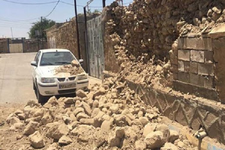 تصویر زمین‌لرزه ۵.۹ ریشتری مرز استان‌های بوشهر و فارس را لرزاند