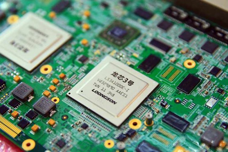 تصویر چین برای اولین بار در تولید پردازنده های مرکزی رایانه ای خودکفا شد