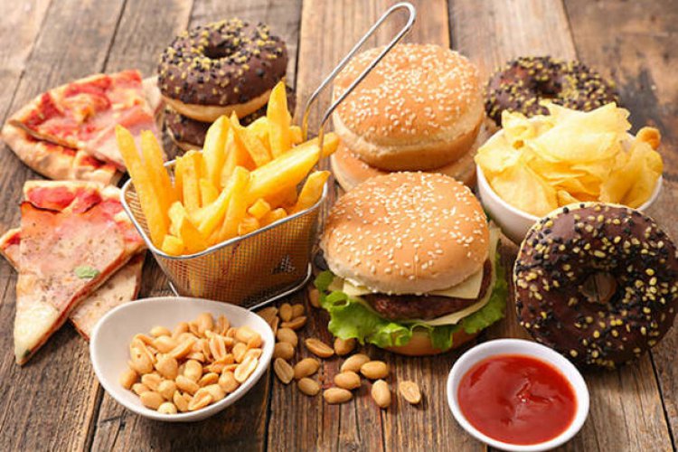 تصویر غذاهای ممنوعه برای داشتن میانسالی سالم