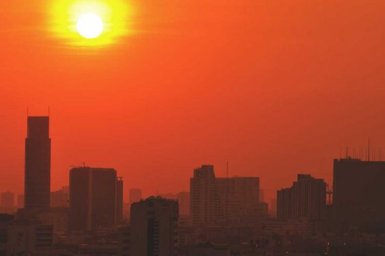 تصویر هوای تهران نسبت به ۳۰ سال گذشته چقدر گرم‌تر شده است؟