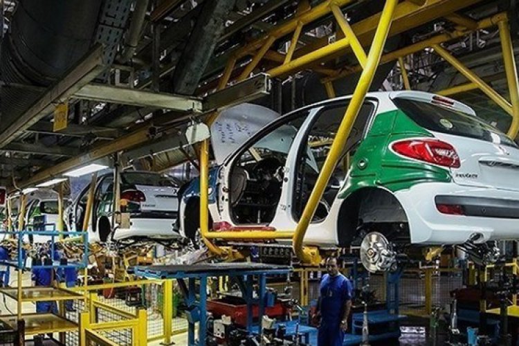 تصویر ایران خودرو، برنده رقابت برای گرانی محصولات