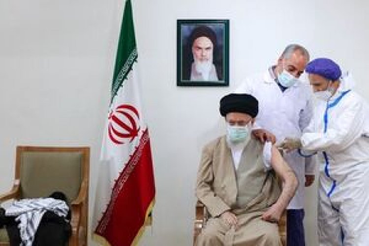 تصویر واکنش رسانه‌های آلمان به واکسیناسیون ایرانی رهبری