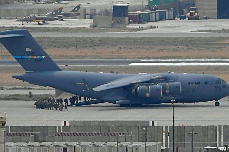تصویر دستگیری ۷ آمریکایی مسلح در دوبی