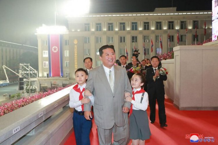 تصویر جلب توجه رهبر کره شمالی با ظاهری متفاوت !