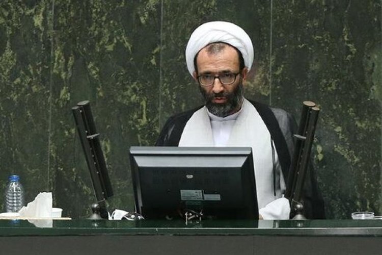 تصویر بازرسان آژانس انرژی اتمی "جاسوس" هستند که مرتب به ایران رفت و آمد می کنند!