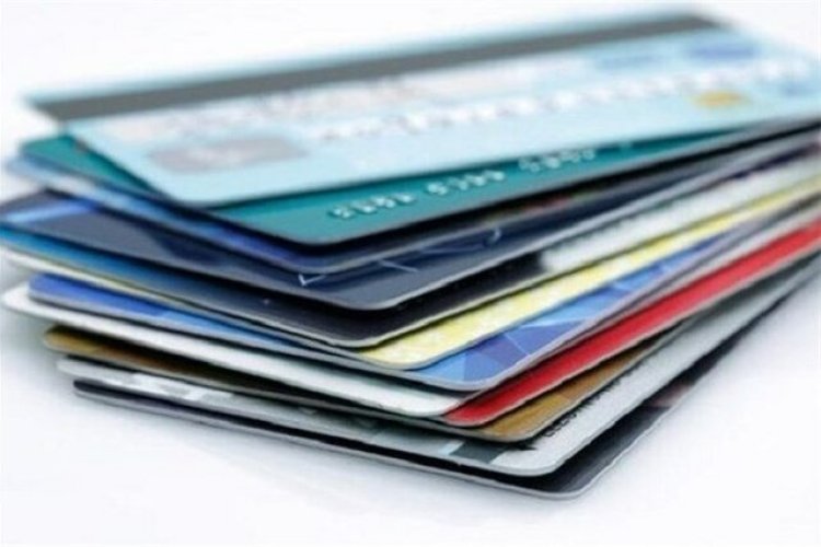 تصویر بانک‌هایی که کارت اعتباری ۷ میلیونی می‌دهند