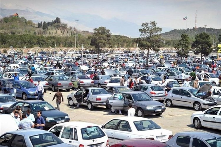 تصویر دستور اصلاح قیمت خودرو در ستاد تنظیم بازار