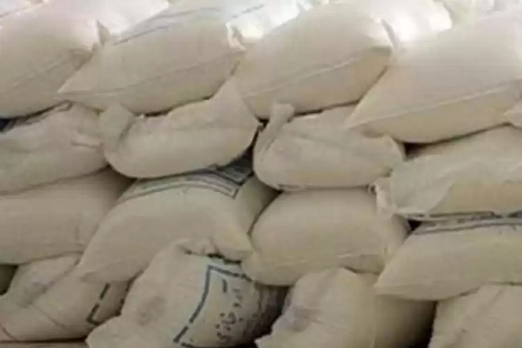 تصویر کشف 20 تن آرد قاچاق در بختگان