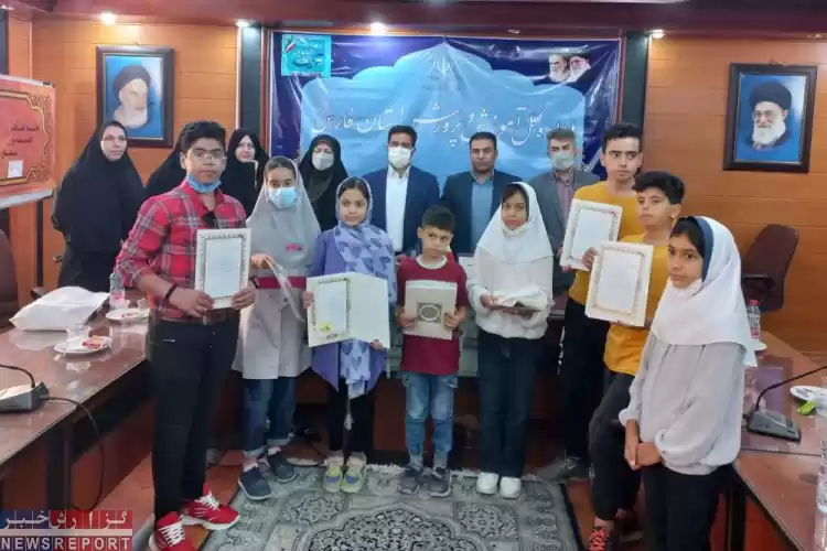 تصویر از برگزیدگان مسابقه عکاسی هر دانش آموز یک محیط‌یار در استان فارس تقدیر شد