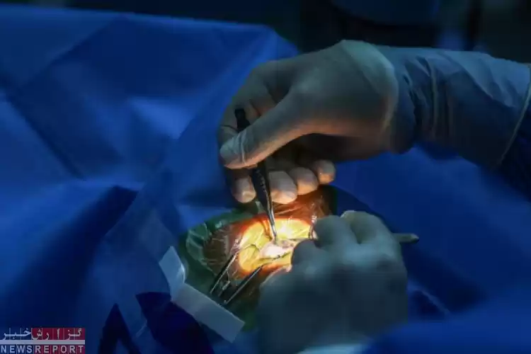 تصویر انجام جراحی‌های چشم در بیمارستان مهر