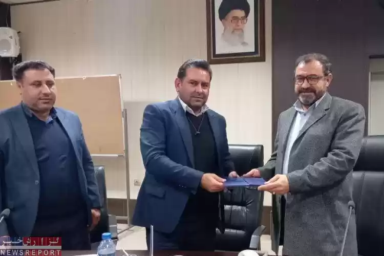 تصویر انتصاب اولین مشاور فرماندار در امور عشایر شهرستان شیراز