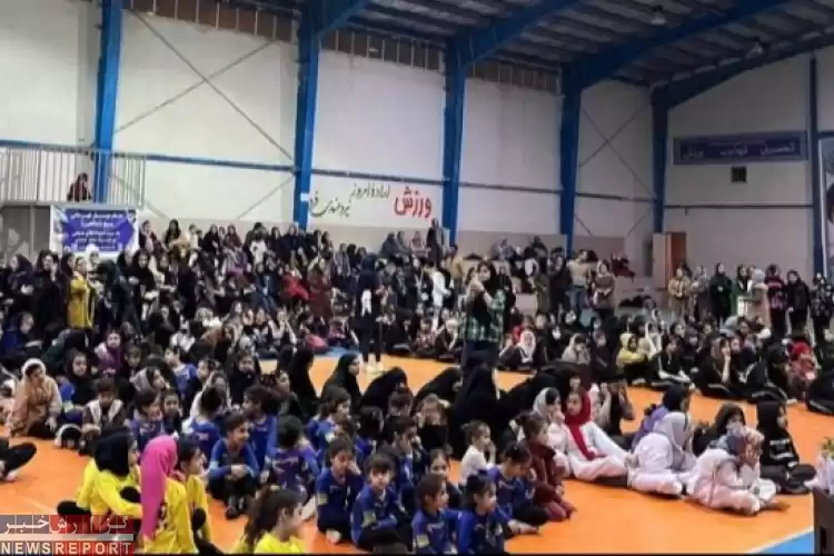 تصویر برگزاری مسابقات استانی پرثوآ بانوان در کازرون