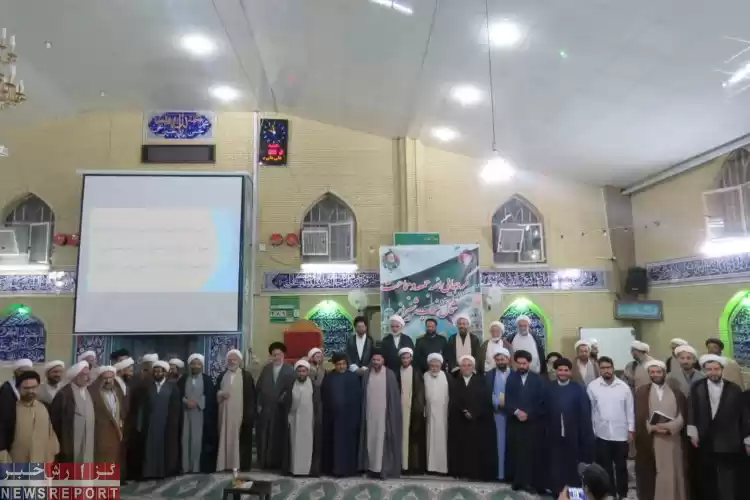 تصویر برگزاری گردهمایی ائمه جمعه و جماعت شمال‌غرب شیراز